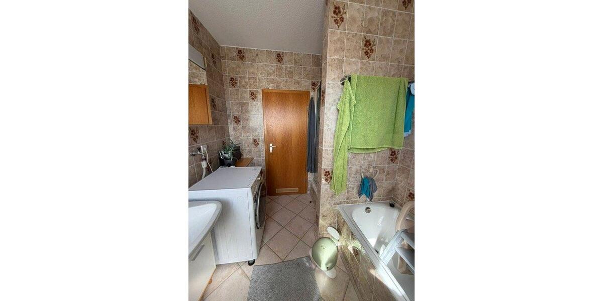 Etagenwohnung Halver - 3 Zimmer, 84 m&sup2;, 850&euro; | Angebot:26612579