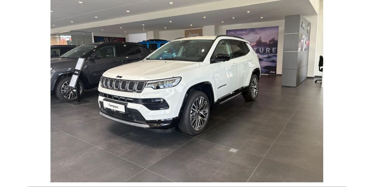 Jeep Compass 8.999 km 28.985 &euro; Dortmund 44145