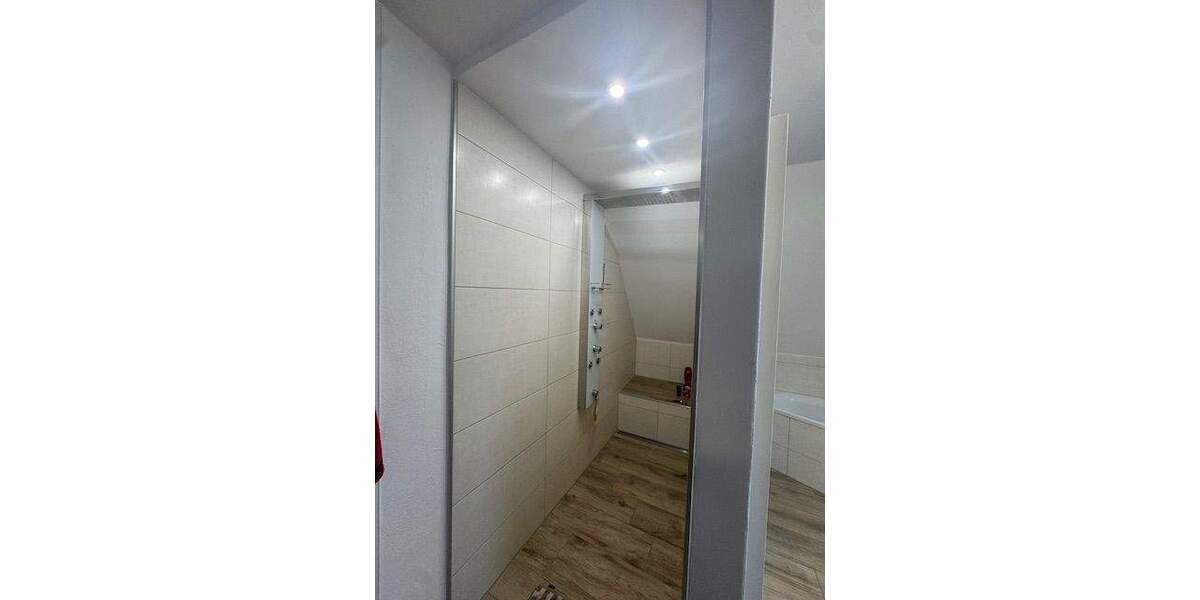 Einfamilienhaus Altena - 8 Zimmer, 170 m&sup2;, 299.900&euro; | Angebot:25685546