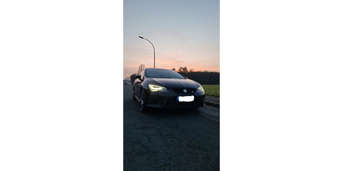 Seat Leon 64.000 km 21.000 &euro; Dortmund 44289