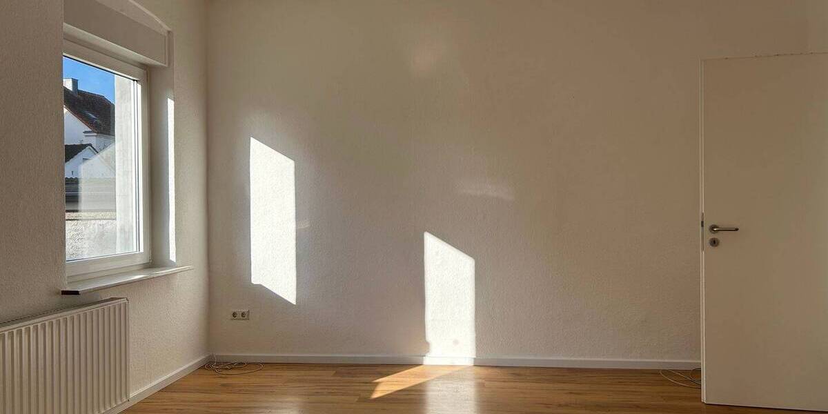 Etagenwohnung Arnsberg Neheim-Hüsten - 2 Zimmer, 65 m&sup2;, 390&euro; | Angebot:25984415