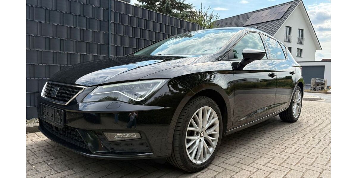 Seat Leon 124.800 km 12.990 &euro; Dortmund 44227