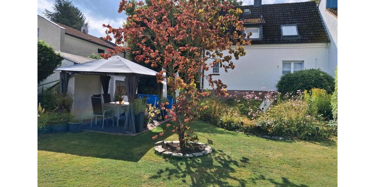 Doppelhaushälfte Dortmund Brackel - 3.5 Zimmer, 88 m&sup2;, 390.000&euro; | Angebot:24560933