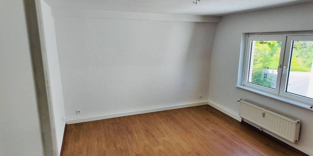 Mehrfamilienhaus, Wohnhaus Lüdenscheid Othlinghausen - 7 Zimmer, 156 m&sup2;, 289.000&euro; | Angebot:25799811