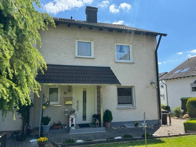 Doppelhaushälfte Neuenrade - 7 Zimmer, 117 m&sup2;, 245.000&euro; | Angebot:25685521