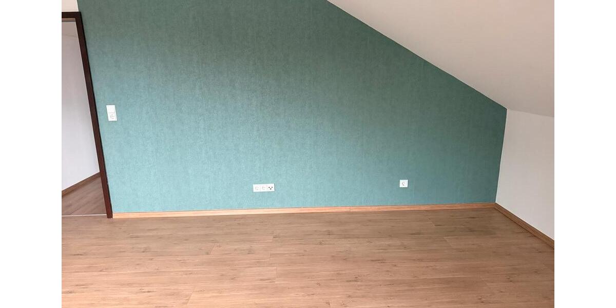 Dachgeschoßwohnung Plettenberg - 2 Zimmer, 60 m&sup2;, 550&euro; | Angebot:25366823
