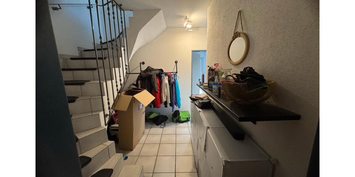 Reihenhaus Sundern (Sauerland) - 5 Zimmer, 150 m&sup2;, 1.189&euro; | Angebot:25840038