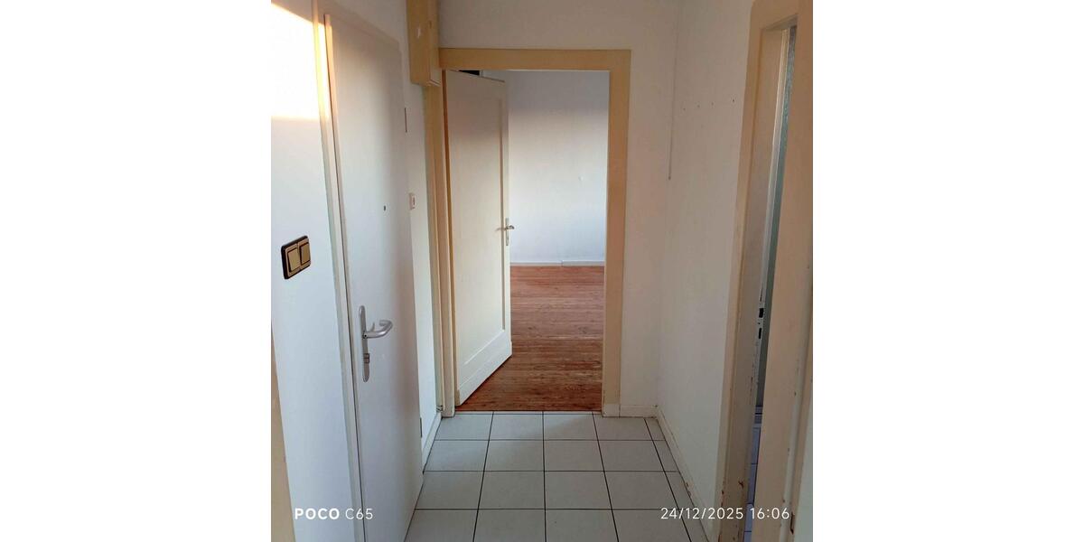 Dachgeschoßwohnung Lüdenscheid Staberg - 2 Zimmer, 58 m&sup2;, 450&euro; | Angebot:24843181