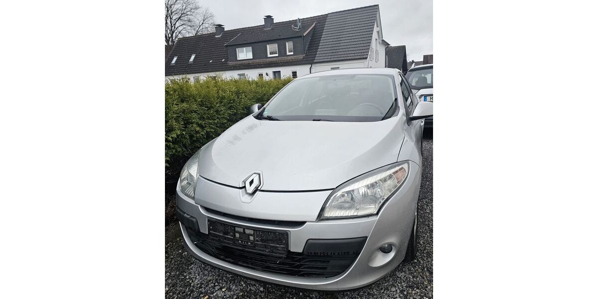 Renault Megane 131.000 km 2.200 &euro; Menden 58708
