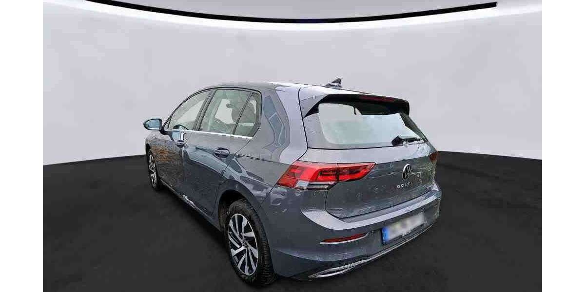 VW Golf Style 1.4 e-Hybrid DSG NAVI PANORAMA AHK KAME 76.860 km 22.900 &euro; Bergkamen 59192