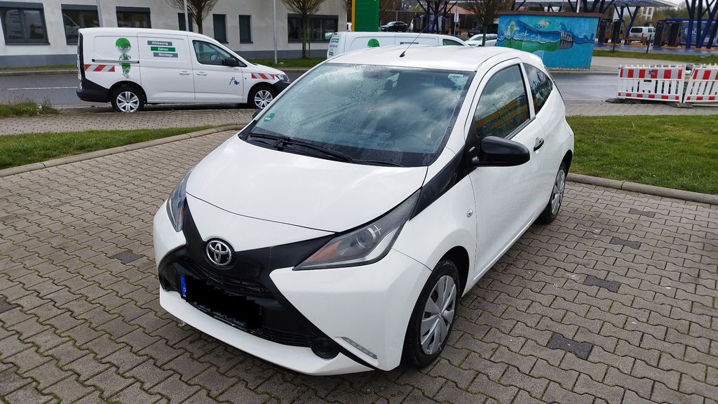 Toyota Aygo (X) 160.000 km 4.500 &euro; Kamen 59174
