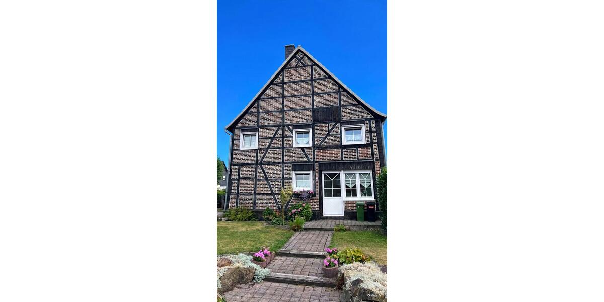Einfamilienhaus Unna Hemmerde - 8 Zimmer, 198 m&sup2;, 300.000&euro; | Angebot:27284301