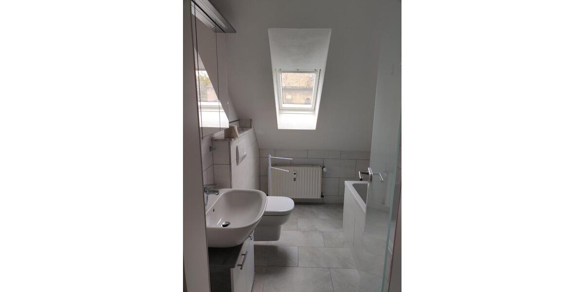 Dachgeschoßwohnung Arnsberg Rusch - 2 Zimmer, 75 m&sup2;, 555&euro; | Angebot:24639451