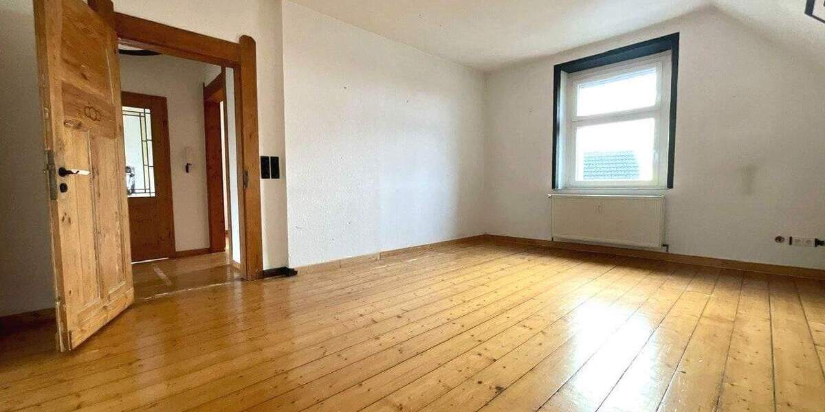 Mehrfamilienhaus, Wohnhaus Halver - 6 Zimmer, 170 m&sup2;, 239.000&euro; | Angebot:25730419