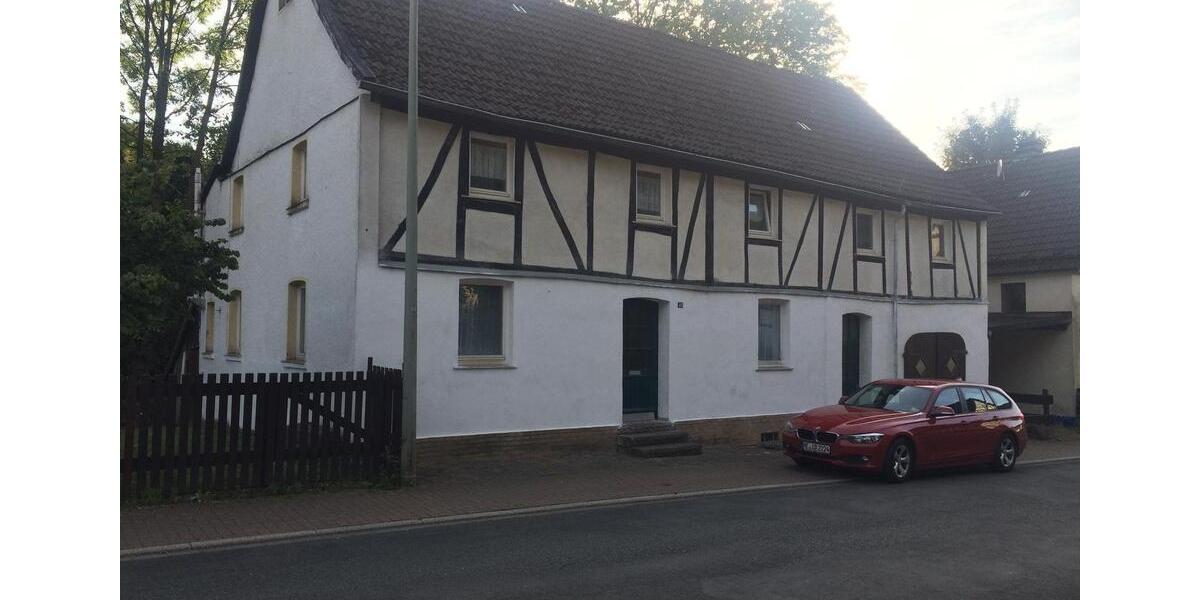 Einfamilienhaus Sundern (Sauerland) - 6 Zimmer, 120 m&sup2;, 89.000&euro; | Angebot:25589852