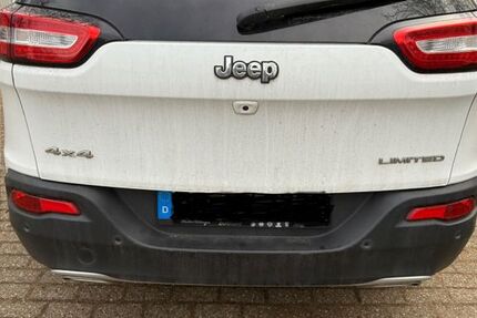 Jeep Cherokee 150.000 km 14.999 &euro; Dortmund 44328