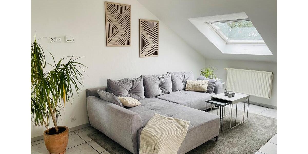 Dachgeschoßwohnung Arnsberg Holzen - 2.5 Zimmer, 95 m&sup2;, 1.000&euro; | Angebot:24617750