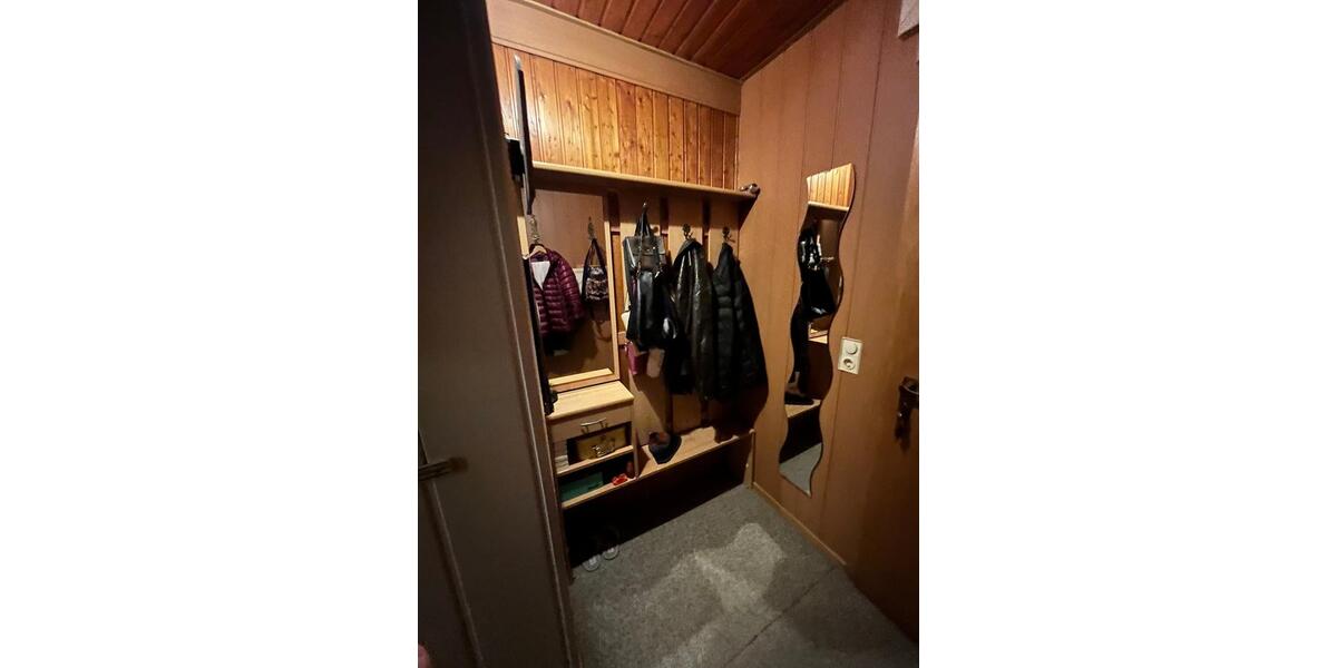 Dachgeschoßwohnung Neuenrade - 3 Zimmer, 72 m&sup2;, 580&euro; | Angebot:25170853