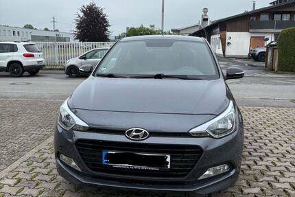 Hyundai i20 73.500 km 8.850 &euro; Fröndenberg 58730