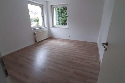 Wohnung Lüdenscheid Staberg - 2 Zimmer, 50 m&sup2;, 325&euro; | Angebot:24377812
