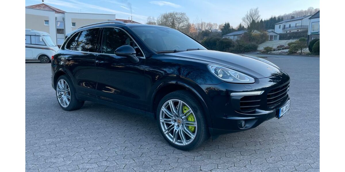 Porsche Cayenne 178.000 km 24.800 &euro; Balve 58802