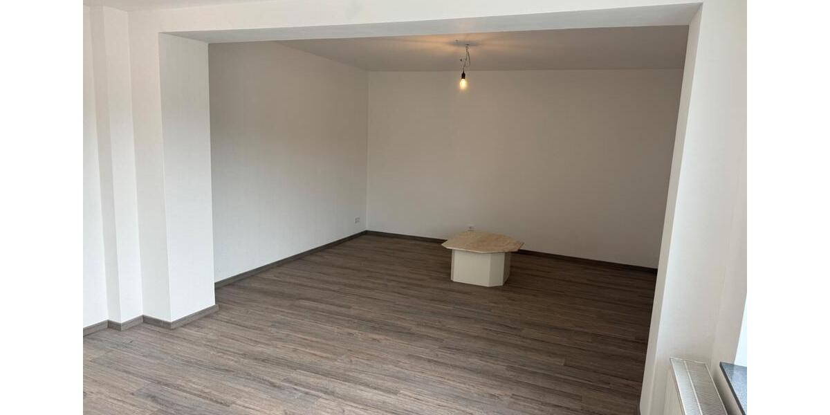 Erdgeschoßwohnung Ennepetal - 3 Zimmer, 110 m&sup2;, 840&euro; | Angebot:26636772