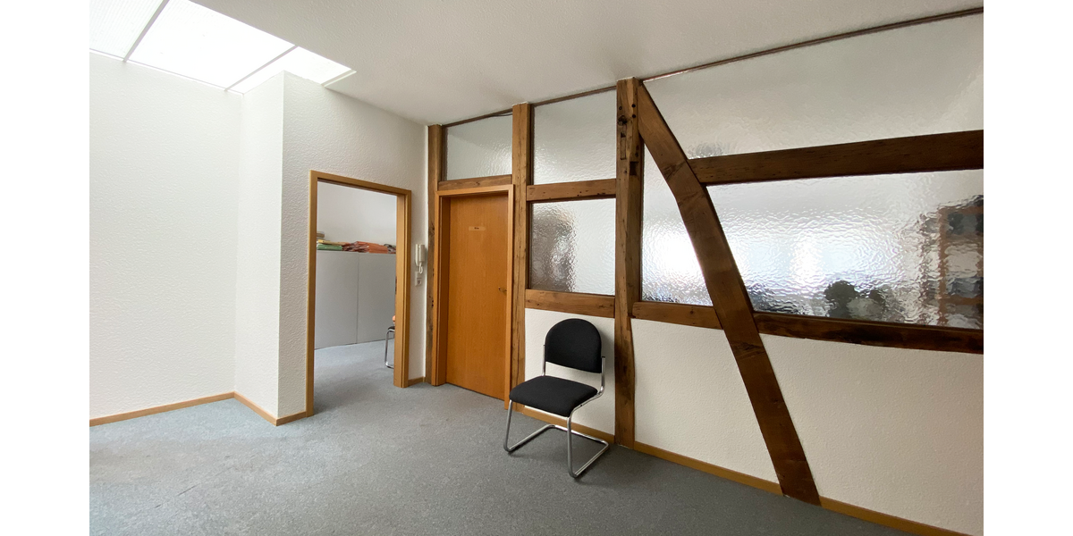 Einfamilienhaus Iserlohn - 17 Zimmer, 648 m&sup2;, 495.000&euro; | Angebot:26645437