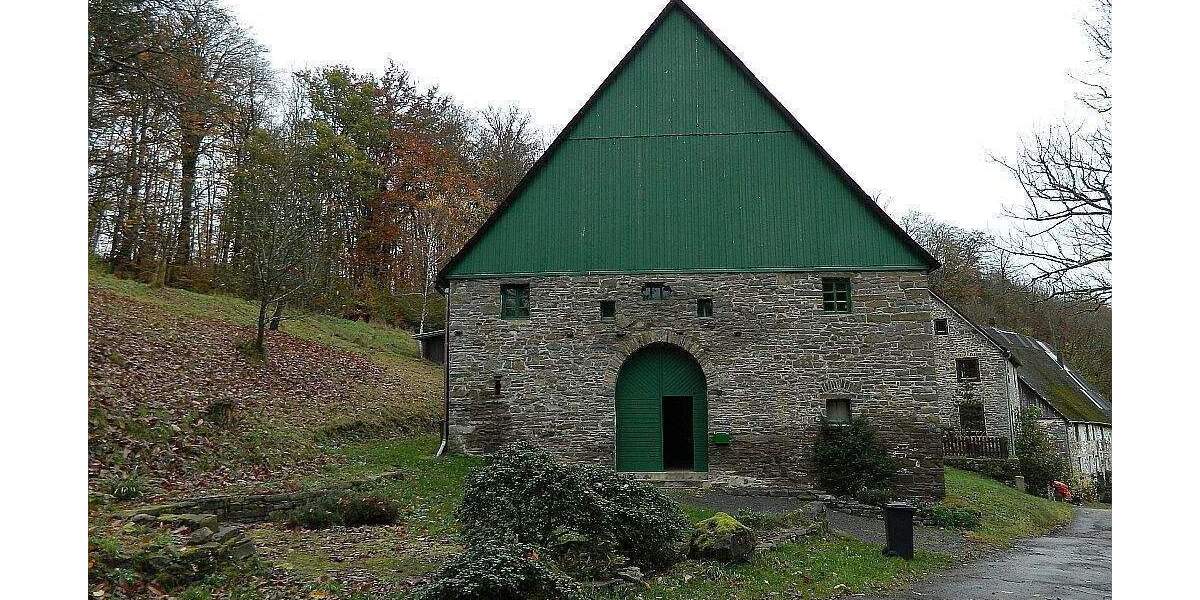 Etagenwohnung Lüdenscheid Brüninghausen - 4 Zimmer, 97 m&sup2;, 500&euro; | Angebot:25697792