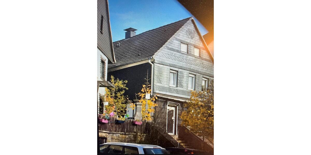 Mehrfamilienhaus, Wohnhaus Halver - 6 Zimmer, 155 m&sup2;, 135.000&euro; | Angebot:26961311