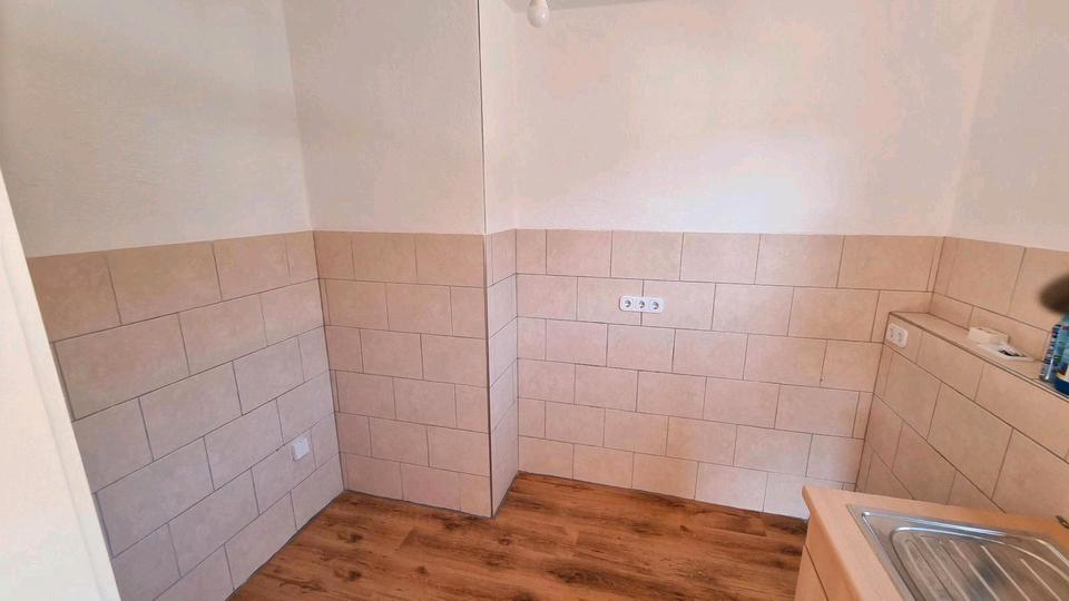 Etagenwohnung Sundern (Sauerland) - 4.5 Zimmer, 75 m&sup2;, 600&euro; | Angebot:25944917