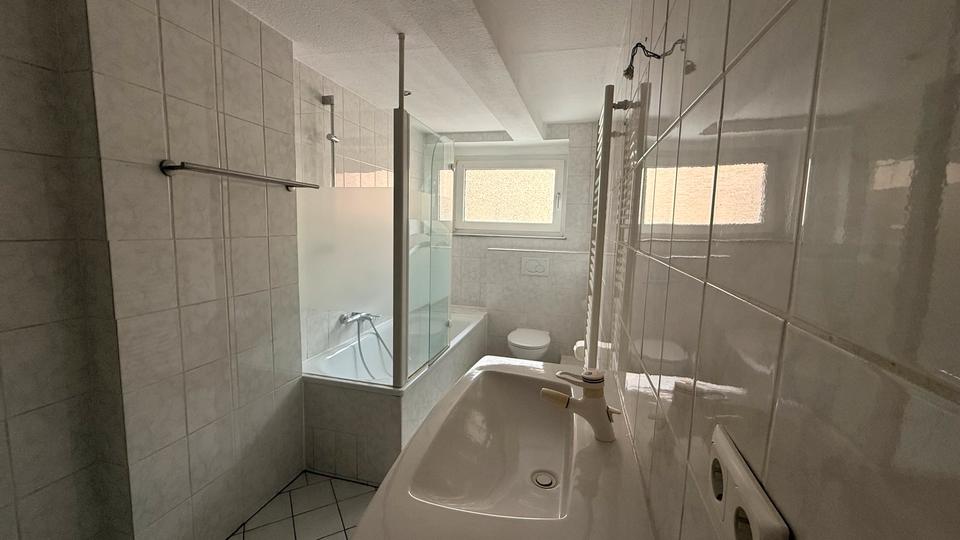 Etagenwohnung Dortmund Innenstadt West - 3 Zimmer, 115 m&sup2;, 920&euro; | Angebot:26623781