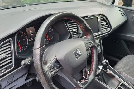 Seat Leon 76.200 km 13.800 &euro; Dortmund 44269