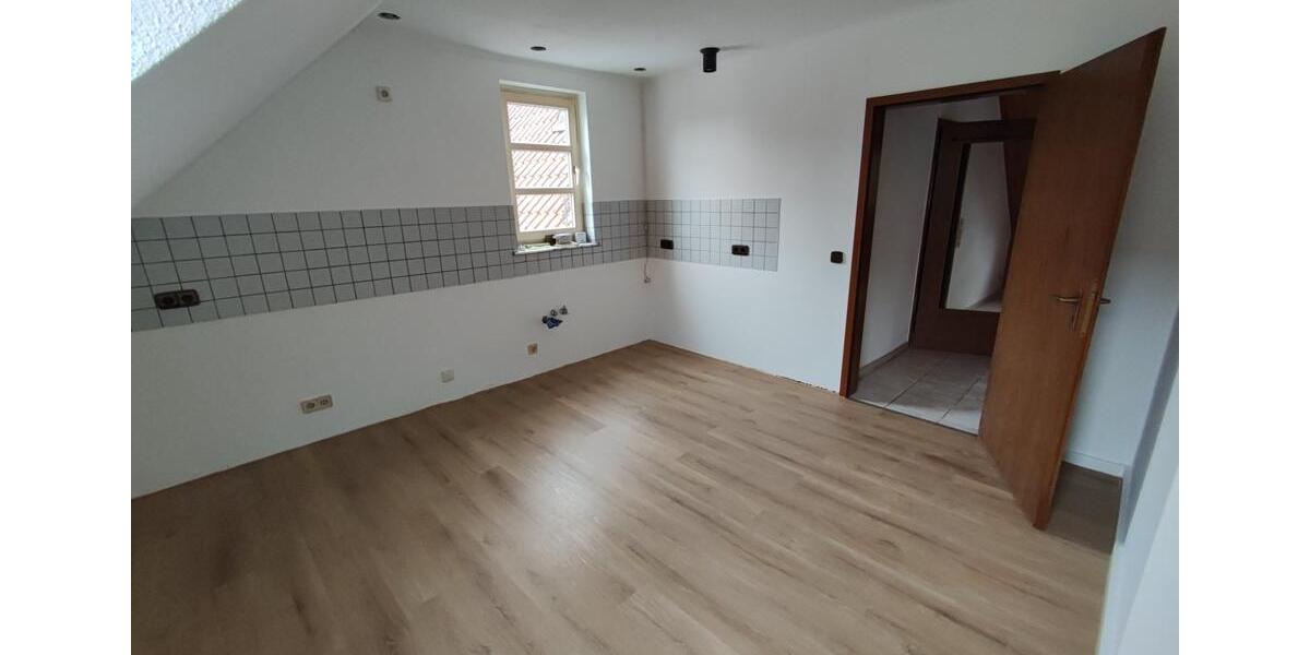 Dachgeschoßwohnung Arnsberg Rusch - 2 Zimmer, 75 m&sup2;, 555&euro; | Angebot:24639451