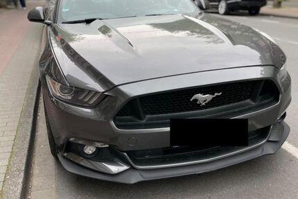Ford Mustang 160.000 km 27.999 &euro; Werl 59457