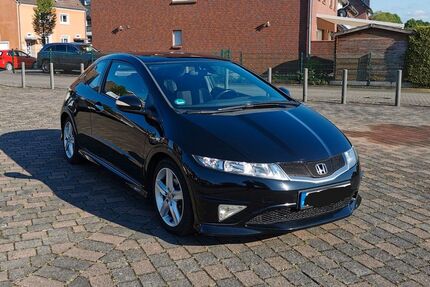 Honda Civic 148.786 km 7.450 &euro; Dortmund 44357