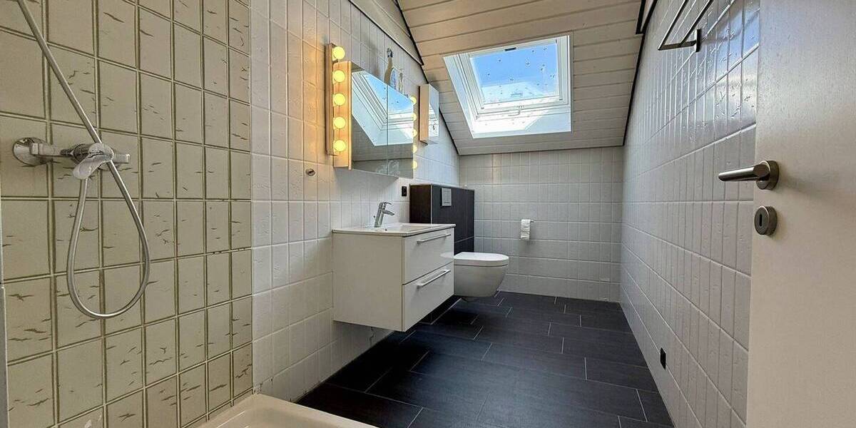 Etagenwohnung Fröndenberg - 4 Zimmer, 93 m&sup2;, 220.000&euro; | Angebot:26674718