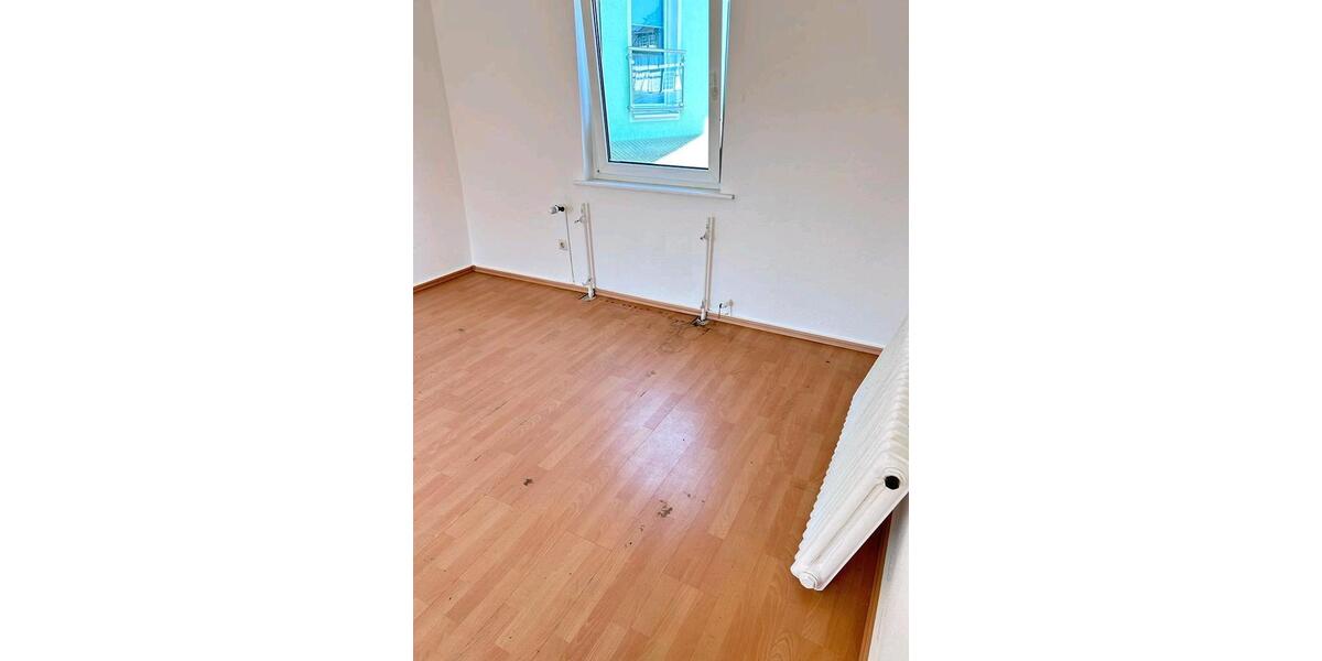Etagenwohnung Hemer - 3 Zimmer, 70 m&sup2;, 600&euro; | Angebot:26639540