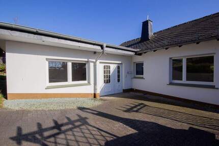 Haus Warstein Hirschberg - 5 Zimmer, 136 m&sup2;, 179.000&euro; | Angebot:25880169