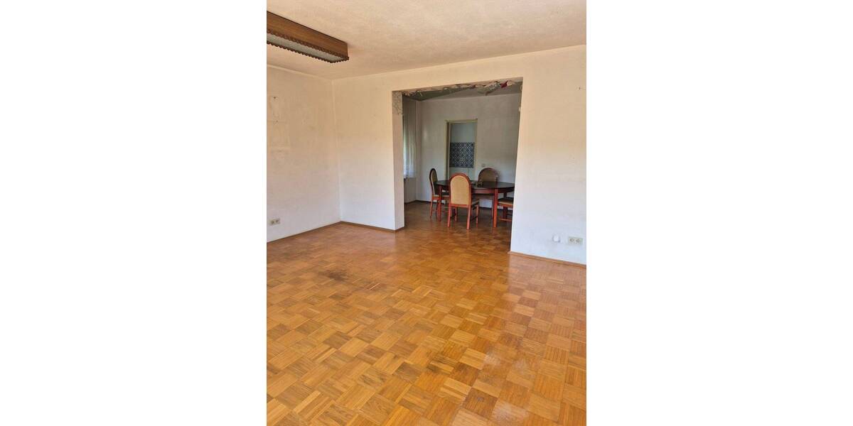 Terrassenwohnung Lüdenscheid Othlinghausen - 4 Zimmer, 130 m&sup2;, 220.000&euro; | Angebot:25769080