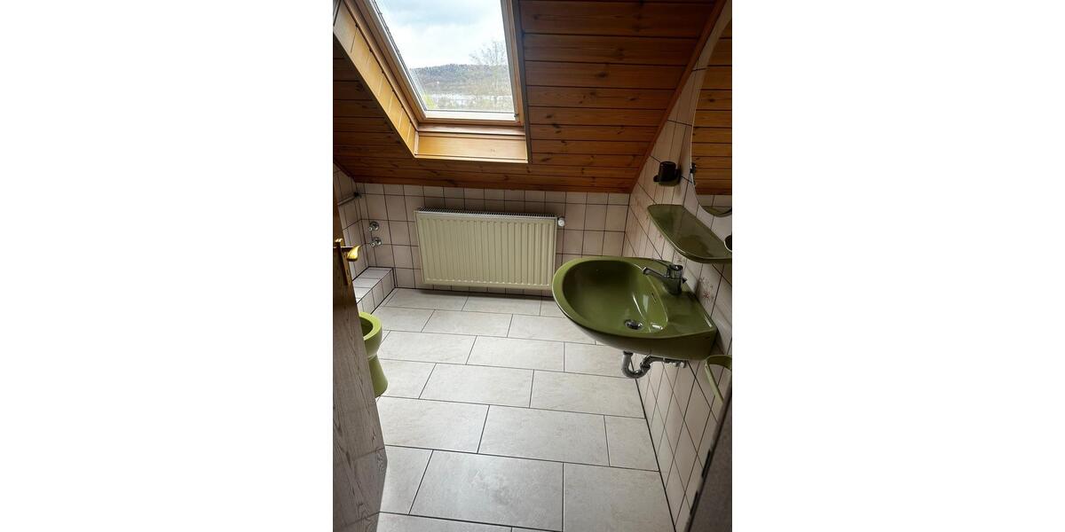 Dachgeschoßwohnung Hagen Hagen-Nord - 2 Zimmer, 74 m&sup2;, 500&euro; | Angebot:26577527