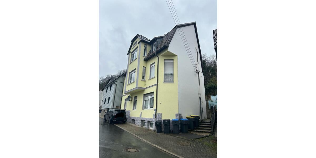 Mehrfamilienhaus, Wohnhaus Hemer - 8 Zimmer, 228 m&sup2;, 330.000&euro; | Angebot:27083333