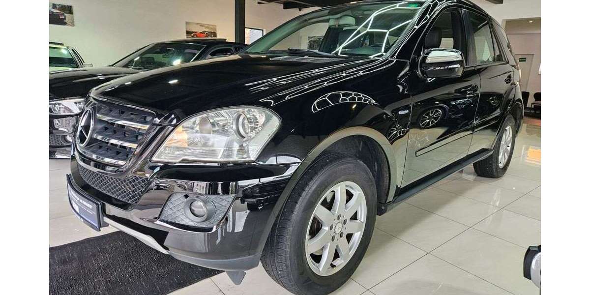 Mercedes-Benz ML 300 182.078 km 12.699 &euro; Altena 58762