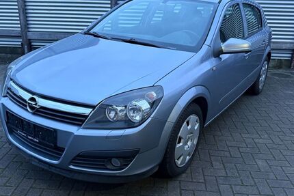 Opel Astra 60.000 km 5.600 &euro; Balve 58802