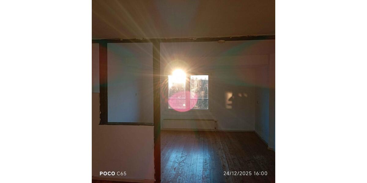 Dachgeschoßwohnung Lüdenscheid Staberg - 2 Zimmer, 58 m&sup2;, 450&euro; | Angebot:24843181