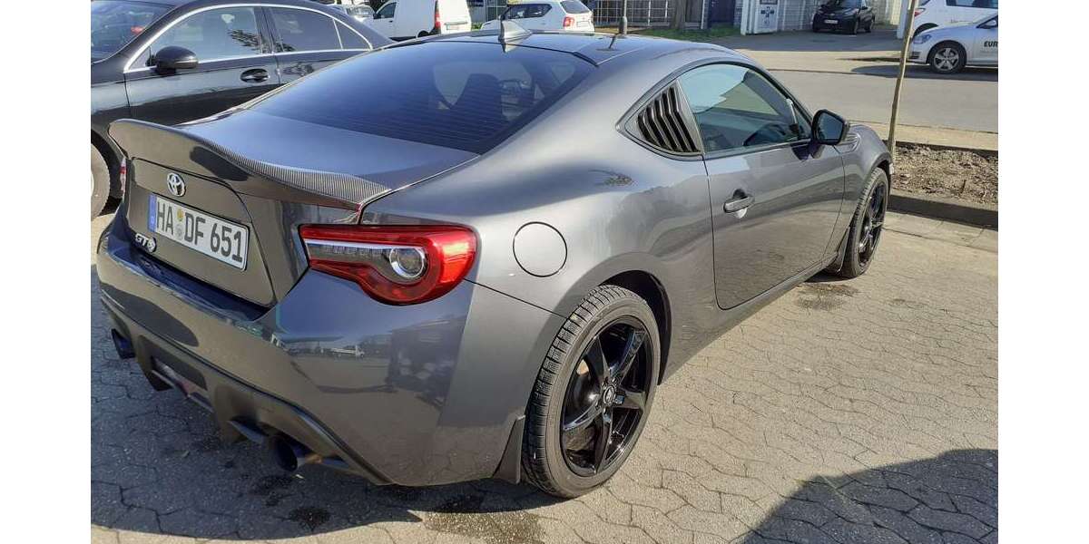 Toyota GT86 43.200 km 26.990 &euro; Hagen, Stadt der FernUniversität 58093