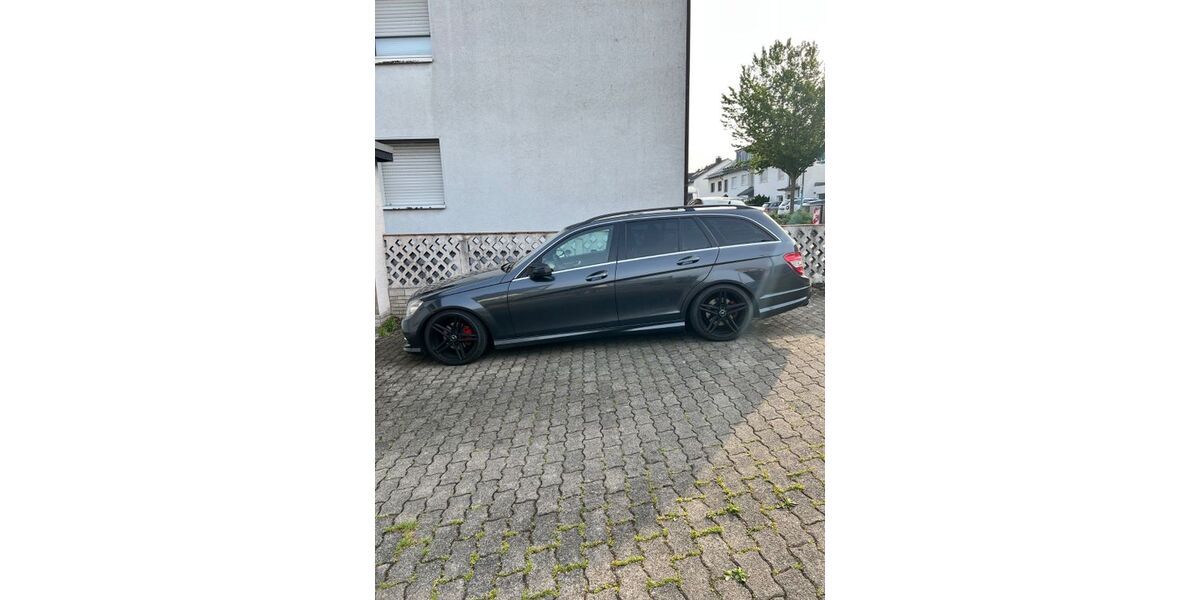 Mercedes-Benz C 250 260.000 km 7.999 &euro; Schwerte 58239