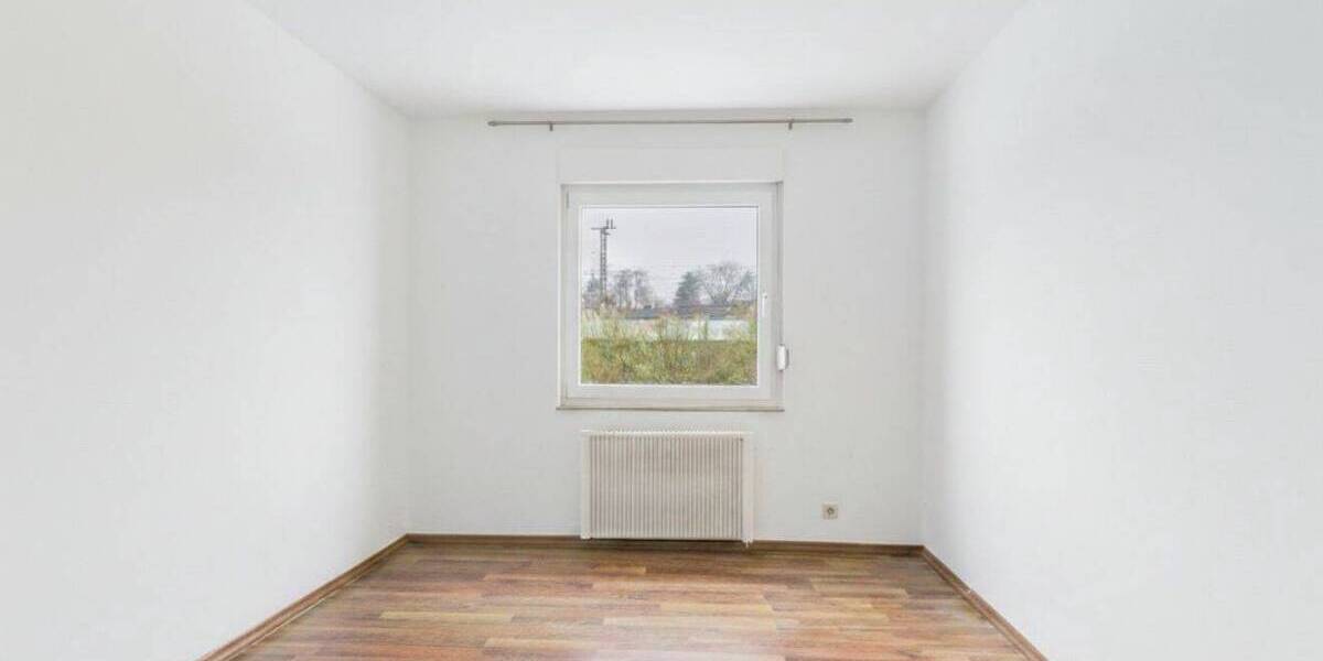 Etagenwohnung Schwerte - 5 Zimmer, 104 m&sup2;, 218.000&euro; | Angebot:26642907