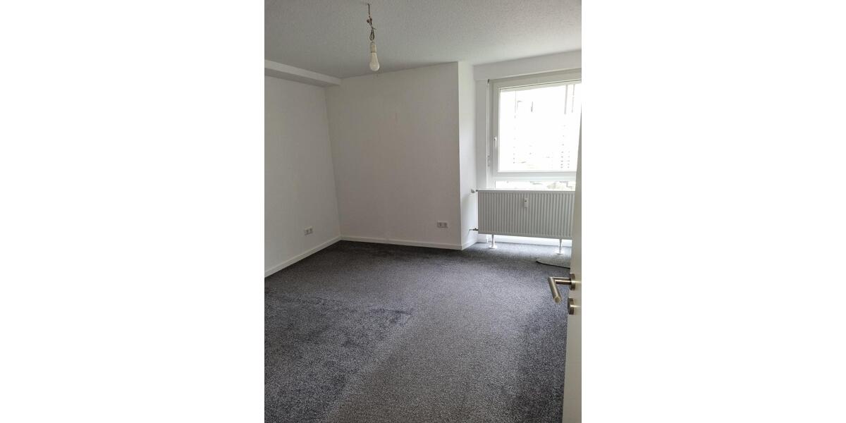 Etagenwohnung Halver - 3 Zimmer, 78 m&sup2;, 530&euro; | Angebot:26612285