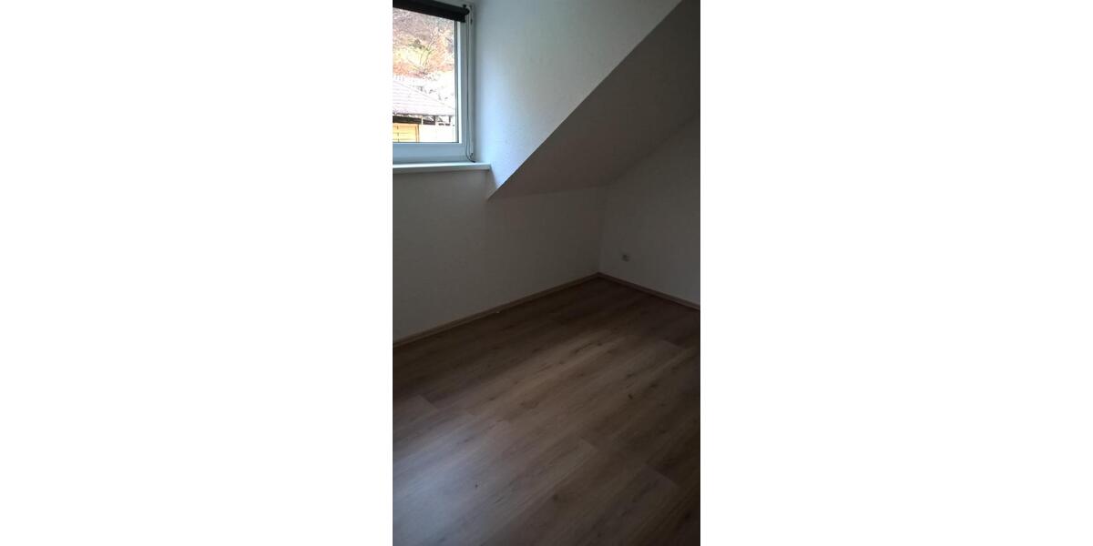 Etagenwohnung Altena - 2 Zimmer, 90 m&sup2;, 620&euro; | Angebot:25221294