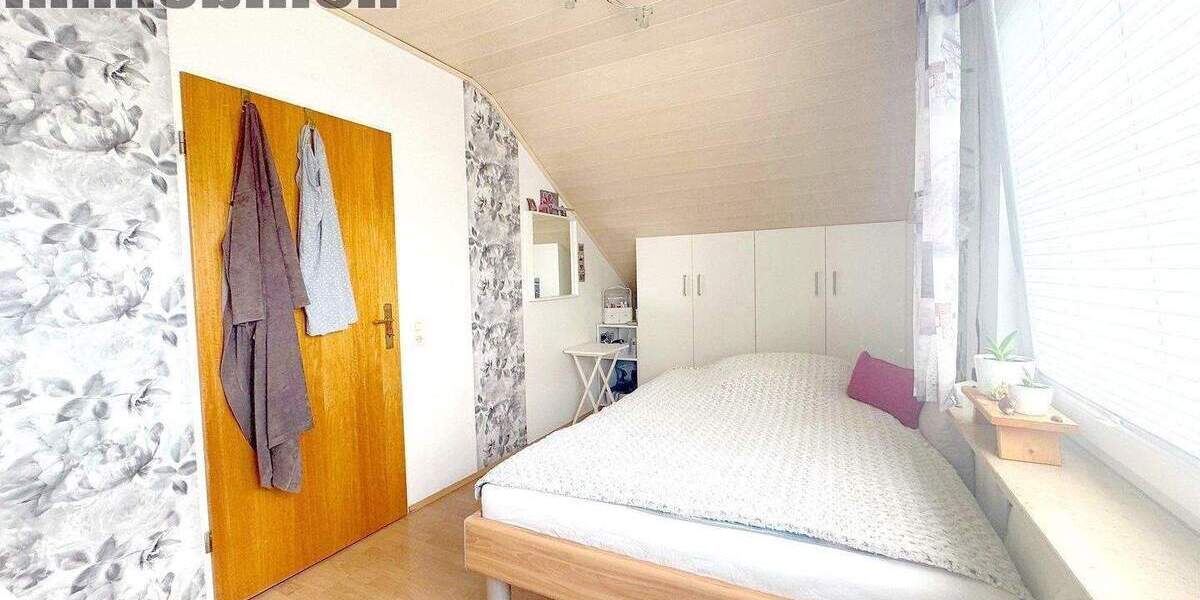Etagenwohnung Holzwickede - 3 Zimmer, 179.000&euro; | Angebot:25800822